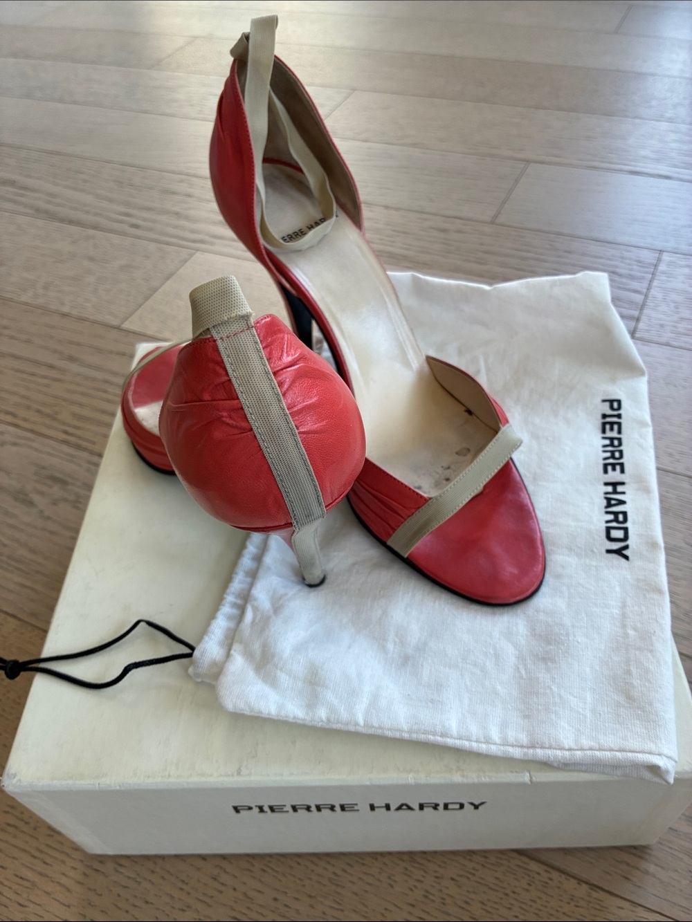 Pierre Hardy Coral and Cream Open-Toe Leather Heels with Ankle Strap EU40